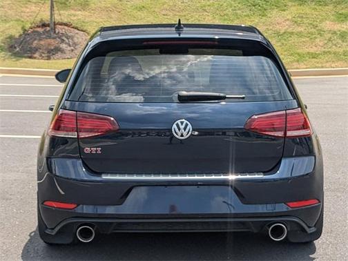 2019 Volkswagen Golf GTI 2.0T SE