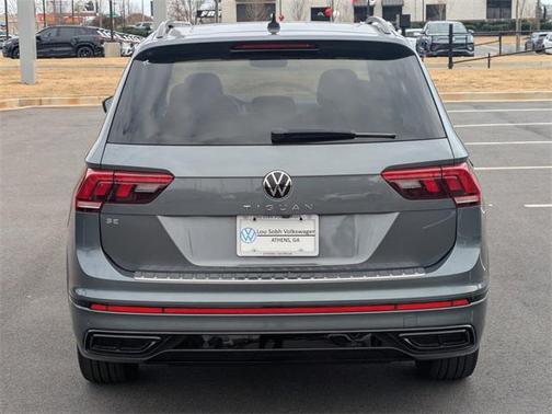 2022 Volkswagen Tiguan 2.0T SE R-Line Black