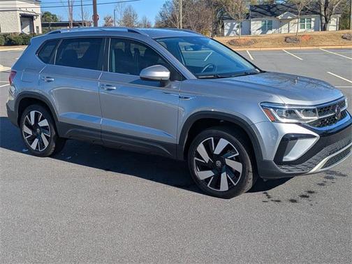 2024 Volkswagen Taos 1.5T SEL