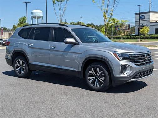 2025 Volkswagen Atlas 2.0T SE