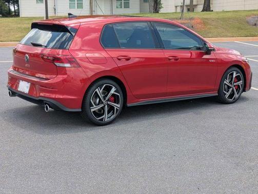 Kings Red Metallic 2026 Volkswagen Golf GTI 2.0T SE