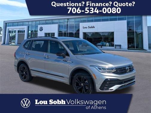 2024 Volkswagen Tiguan 2.0T SE R-Line Black
