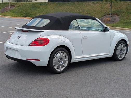 2016 Volkswagen Beetle 1.8T SEL