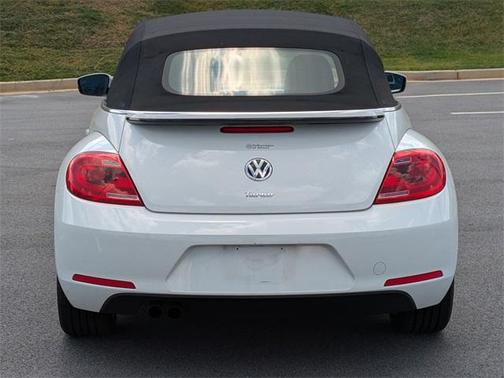 2016 Volkswagen Beetle 1.8T SEL