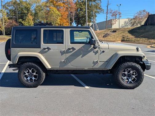2017 Jeep Wrangler Unlimited Sahara