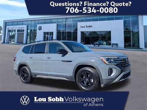 2024 Volkswagen Atlas 2.0T Peak Edition SEL