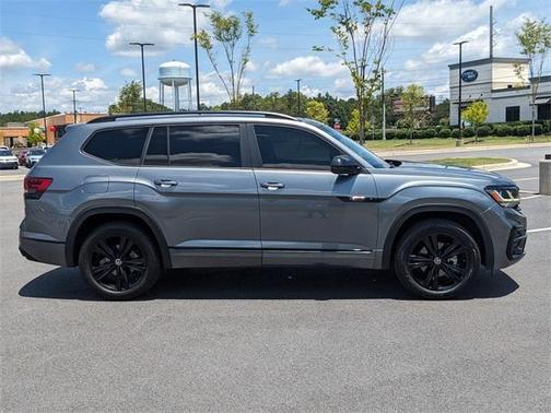2022 Volkswagen Atlas 3.6 V6 SEL R-Line Black