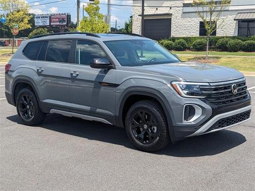 2025 Volkswagen Atlas 2.0T Peak Edition