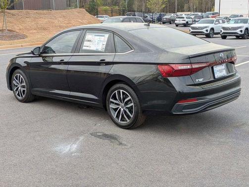 Deep Black Pearl 2026 Volkswagen Jetta 1.5T SE