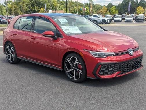 2025 Volkswagen Golf GTI 2.0T SE