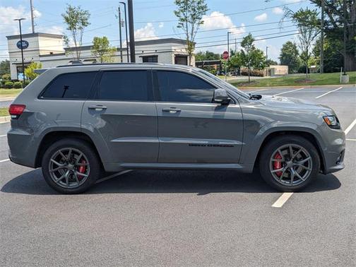 2020 Jeep Grand Cherokee SRT