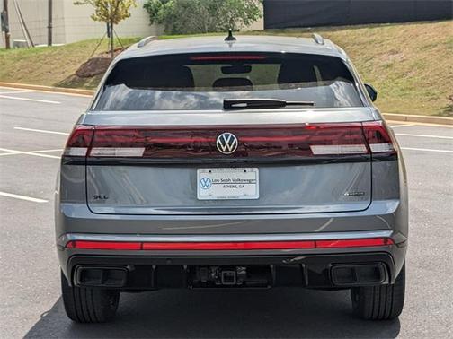 2025 Volkswagen Atlas Cross Sport 2.0T SEL R-Line Black