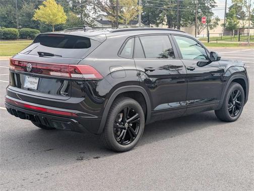 2026 Volkswagen Atlas Cross Sport 2.0T SEL R-Line Black