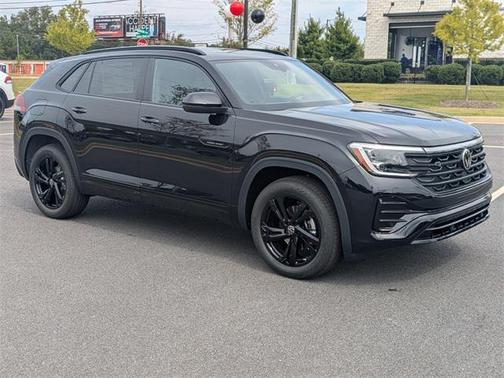 2026 Volkswagen Atlas Cross Sport 2.0T SEL R-Line Black