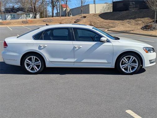 2015 Volkswagen Passat 1.8T Auto SE
