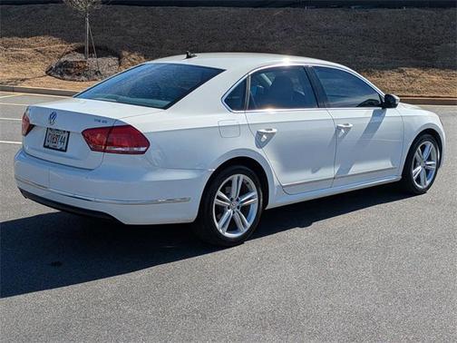 2015 Volkswagen Passat 1.8T Auto SE