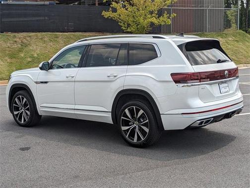 2025 Volkswagen Atlas 2.0T SEL Premium R-Line