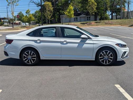 2025 Volkswagen Jetta 1.5T SE