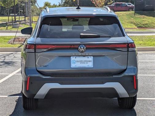 2025 Volkswagen Tiguan 2.0T S