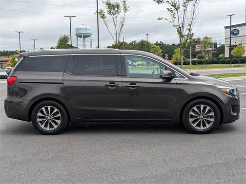 2017 Kia Sedona SX