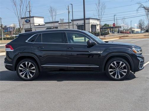 2022 Volkswagen Atlas Cross Sport 3.6L V6 SEL Premium R-Line