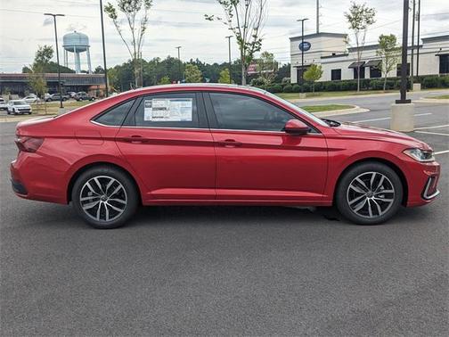 2025 Volkswagen Jetta 1.5T SE