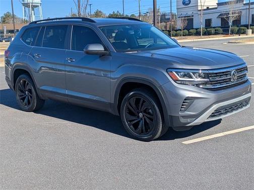 2022 Volkswagen Atlas 3.6L SE w/Technology