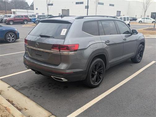 2022 Volkswagen Atlas 3.6L SE w/Technology