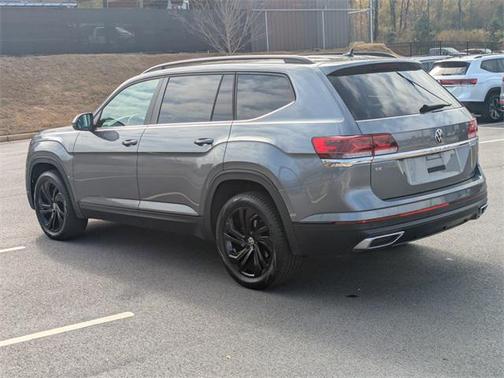 2023 Volkswagen Atlas 2.0T SE w/Technology