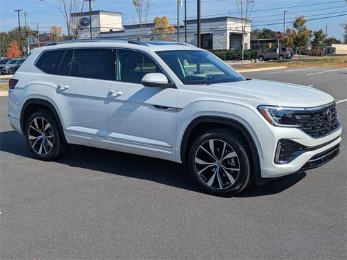 2026 Volkswagen Atlas 2.0T SEL Premium R-Line