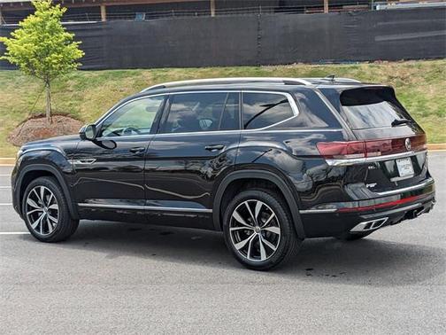 2025 Volkswagen Atlas 2.0T SEL Premium R-Line