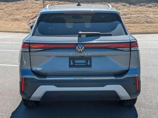 2025 Volkswagen Tiguan 2.0T S