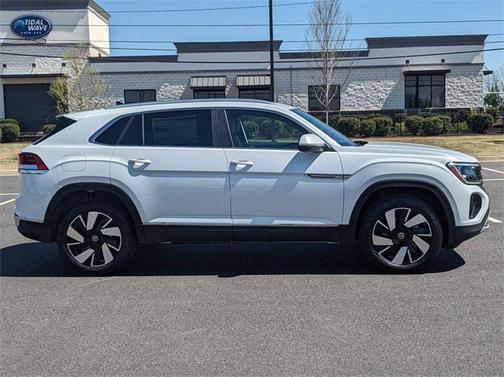 2025 Volkswagen Atlas Cross Sport 2.0T SE w/Technology