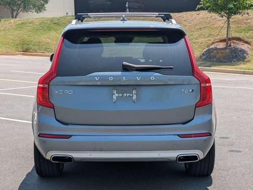 Gray Metallic 2018 Volvo XC90 T6 Inscription
