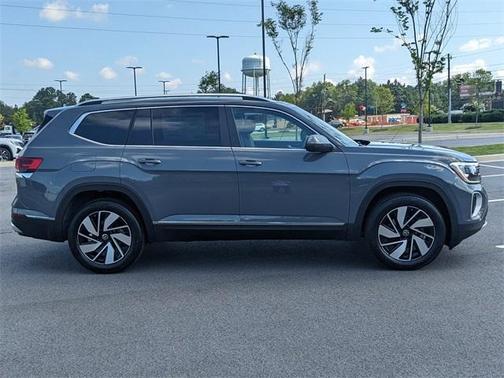 2025 Volkswagen Atlas 2.0T SEL