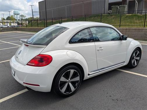 2012 Volkswagen Beetle 2.0T Turbo PZEV