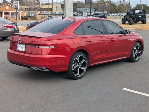 2020 Volkswagen Passat 2.0T R-Line