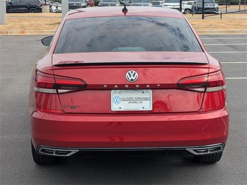 2020 Volkswagen Passat 2.0T R-Line