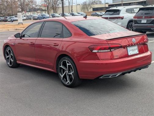 2020 Volkswagen Passat 2.0T R-Line
