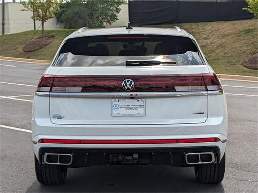 2025 Volkswagen Atlas Cross Sport 2.0T SEL Premium R-Line