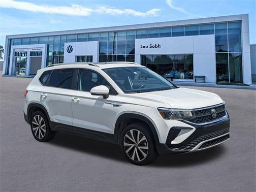 2024 Volkswagen Taos 1.5T SE