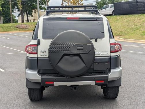 2014 Toyota FJ Cruiser Base