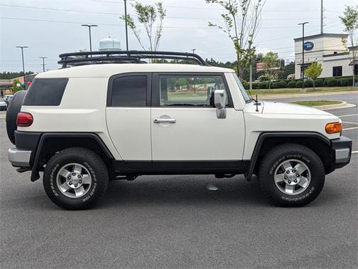 2014 Toyota FJ Cruiser Base