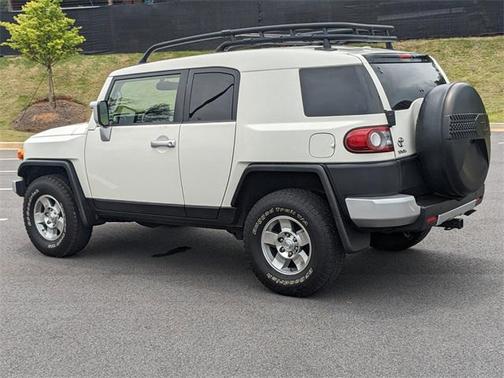 2014 Toyota FJ Cruiser Base