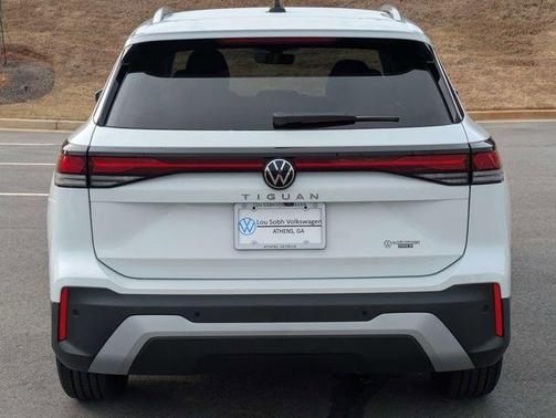 Pure White 2026 Volkswagen Tiguan 2.0T S