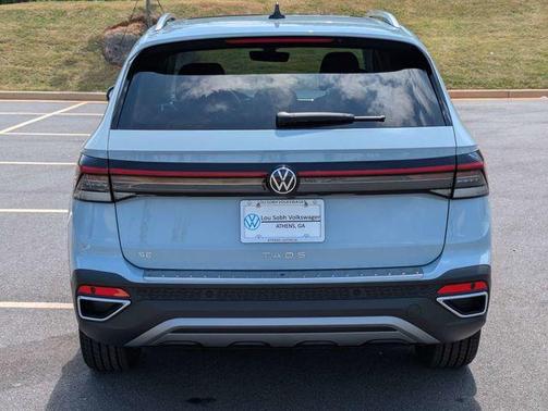 Gray 2026 Volkswagen Taos 1.5T SE