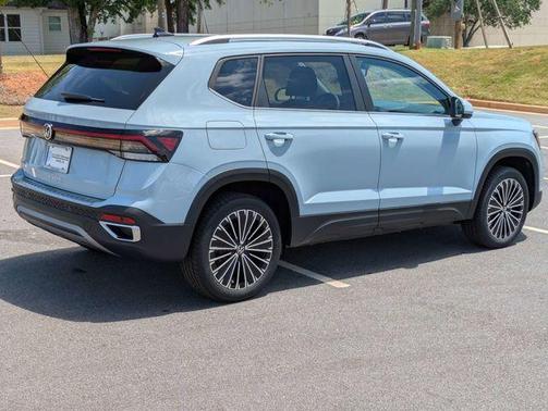 Gray 2026 Volkswagen Taos 1.5T SE