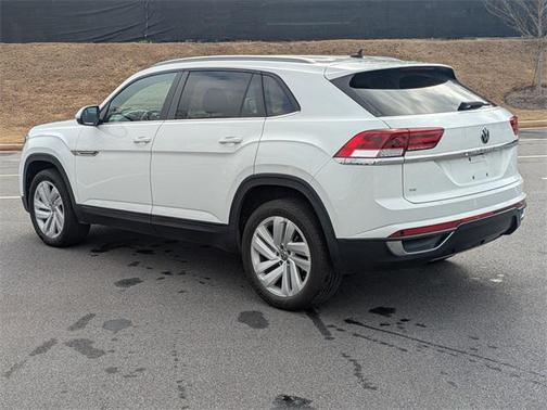 2021 Volkswagen Atlas Cross Sport 2.0T SE w/Technology