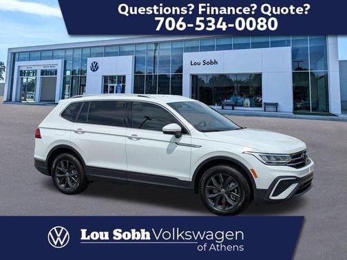 Pure White 2024 Volkswagen Tiguan 2.0T SE