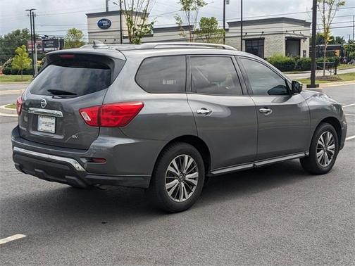 2019 Nissan Pathfinder SV